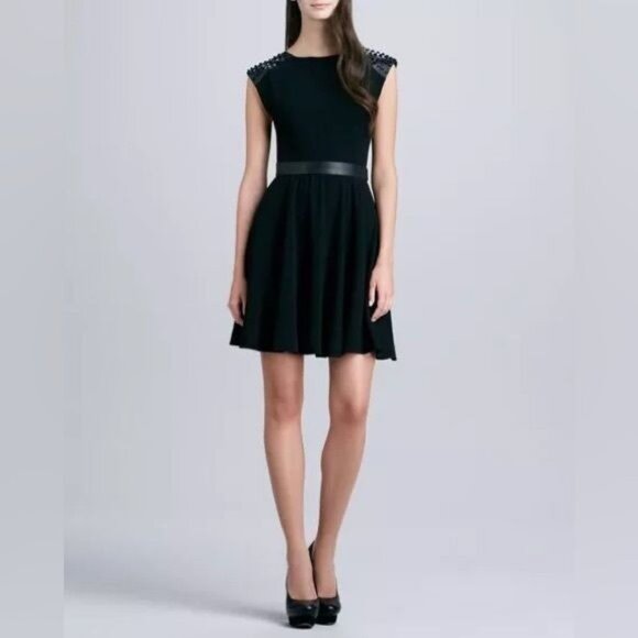 Alice + Olivia Kerry Stud Leather Shoulder Black Dress Size M - Picture 4 of 13